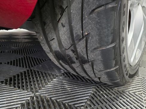 Used 2011 Mercedes-Benz E 350 Cabriolet image 35