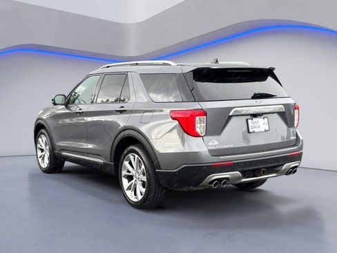 Used 2021 Ford Explorer Platinum w/ Equipment Group 601A AWD/4WD image 3