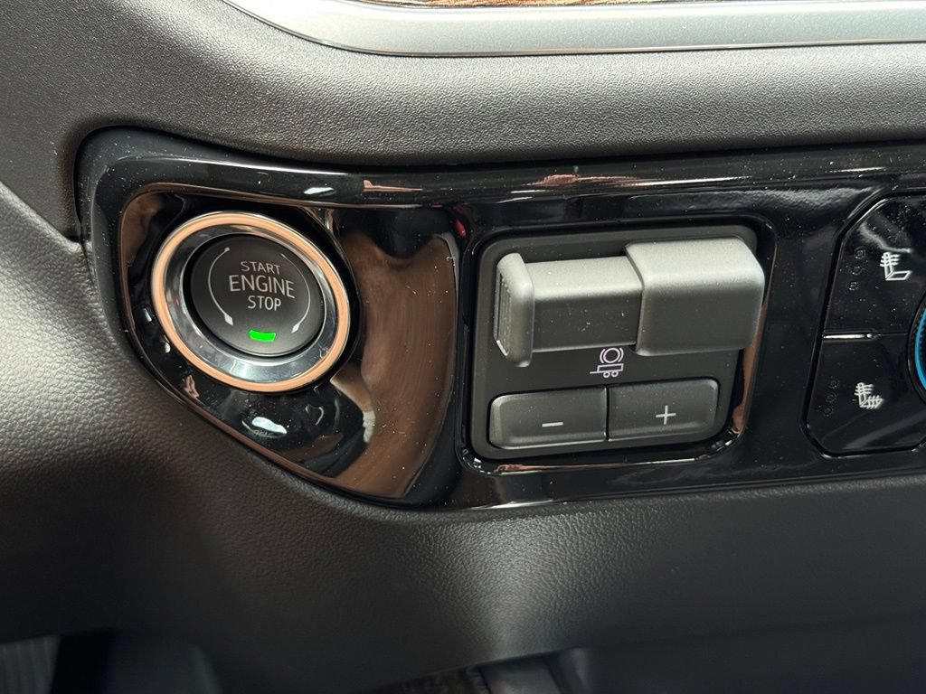 New 2026 Chevrolet Silverado 1500 RST AWD/4WD image 33