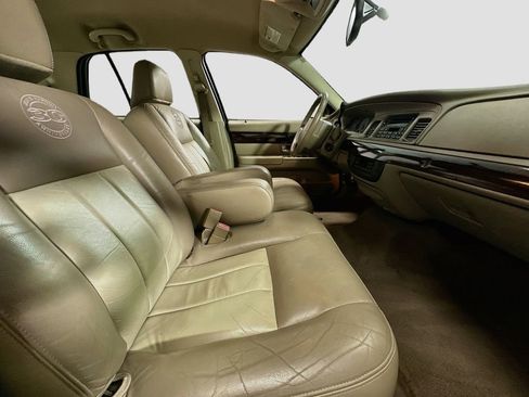 Used 2005 Mercury Grand Marquis LS RWD image 22