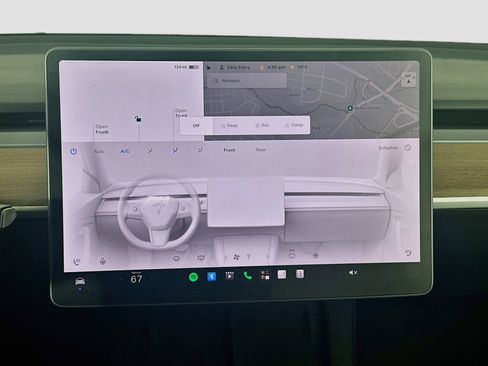 Used 2021 Tesla Model Y Long Range AWD/4WD image 23