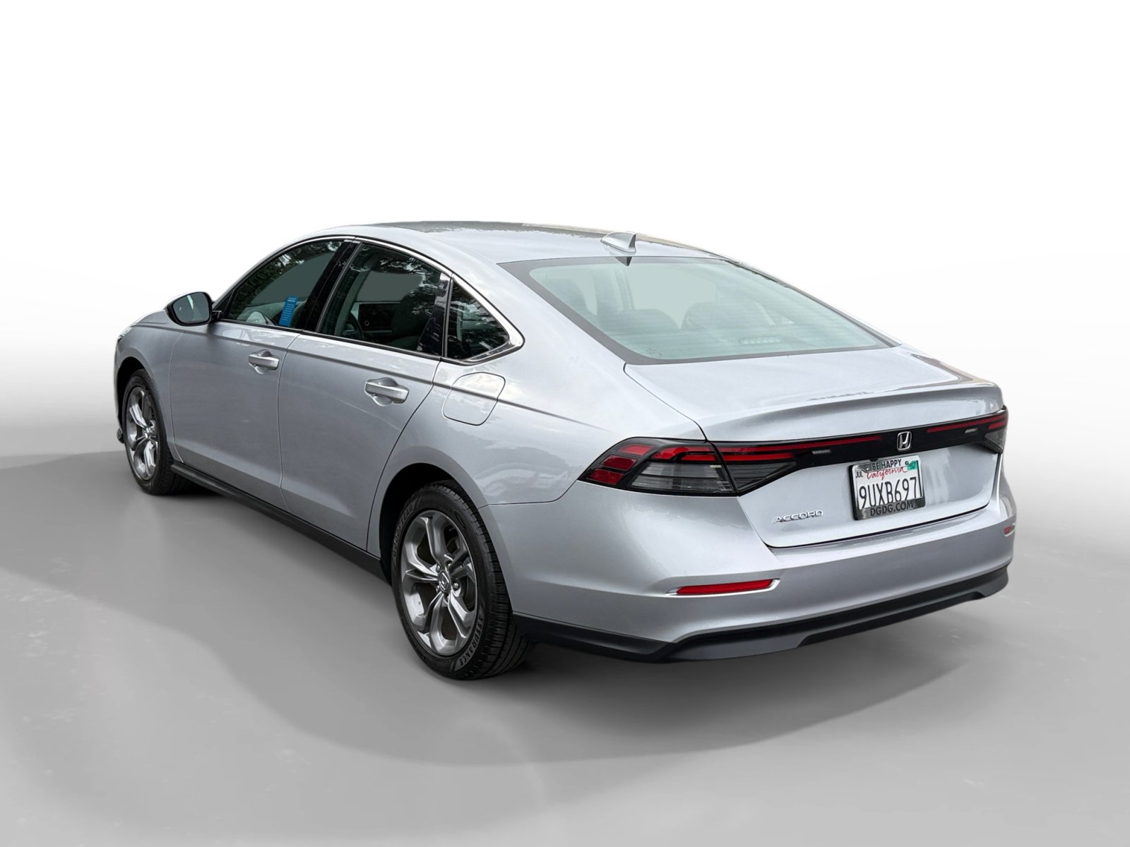 Used 2023 Honda Accord EX image 3