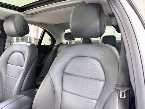Used 2020 Mercedes-Benz C 300 Sedan image 16