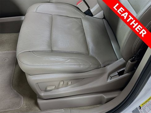 Used 2017 GMC Yukon SLT w/ Open Road Package image 21