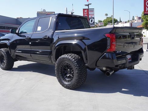 New 2026 Toyota Tacoma SR5 AWD/4WD image 3