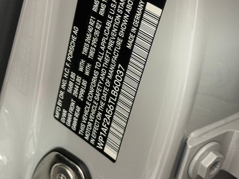 New 2026 Porsche Macan GTS image 26