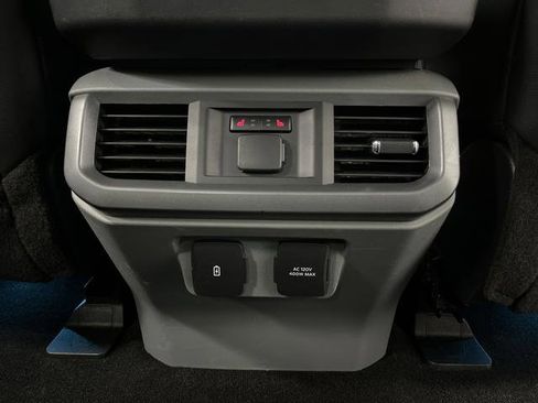 Used 2021 Ford F150 Lariat w/ Equipment Group 502A High image 34