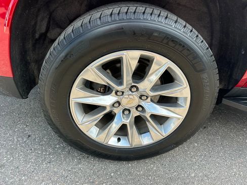 Used 2021 Chevrolet Tahoe Premier image 13