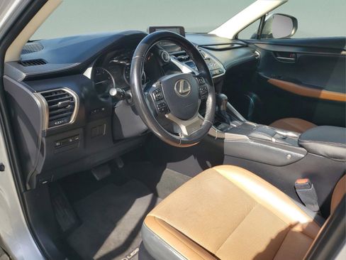 Used 2018 Lexus NX 300 FWD image 18