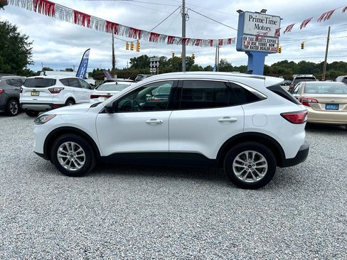 Used 2022 Ford Escape SE w/ Convenience Package image 2