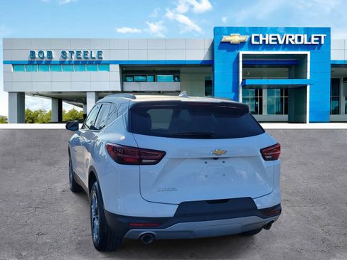 Used 2024 Chevrolet Blazer LT image 4