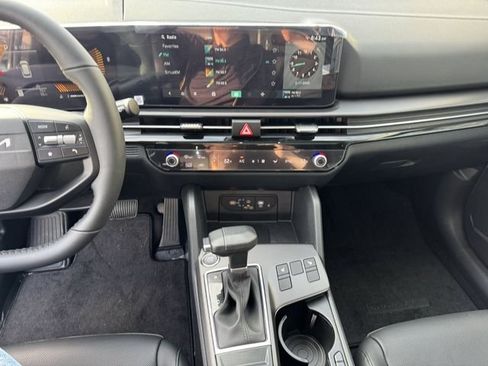 New 2026 Kia Sportage EX w/ EX Panorama Roof Package FWD image 18