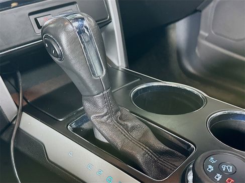 Used 2012 Ford Explorer XLT image 17