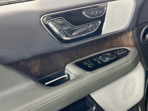 Used 2023 Lincoln Navigator Black Label image 18