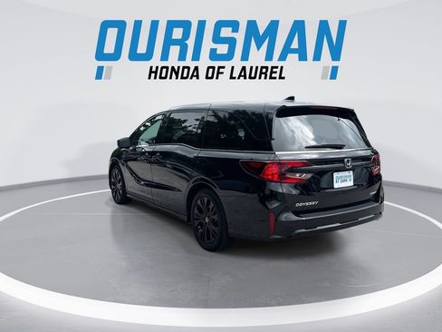 Used 2025 Honda Odyssey Sport-L image 6