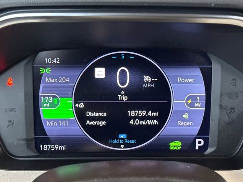 Used 2022 Chevrolet Bolt EUV Premier w/ Sun & Sound Package image 36