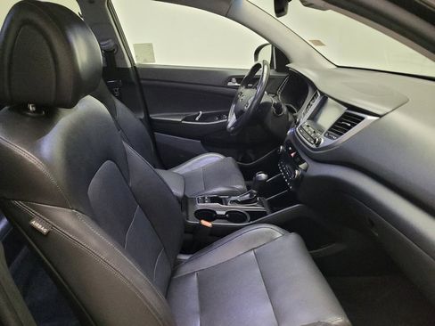 Used 2016 Hyundai Tucson Limited w/ Option Group 03 FWD image 21