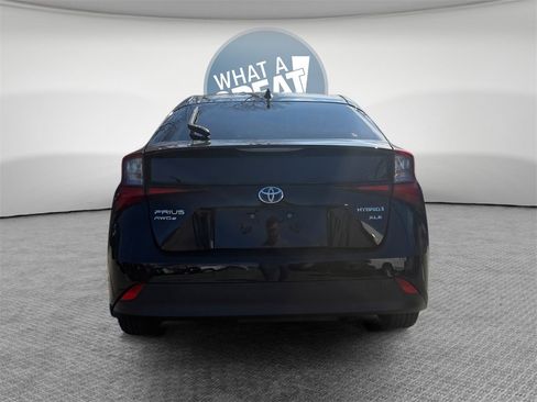 Used 2019 Toyota Prius XLE image 5