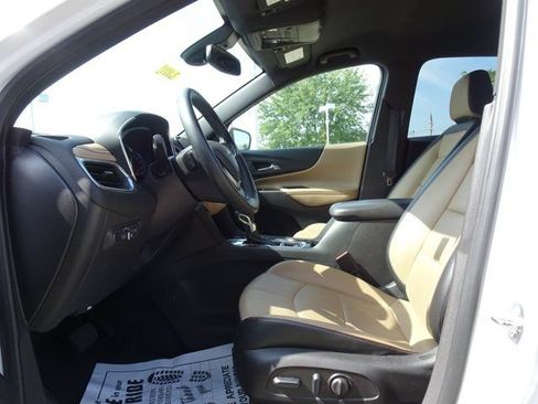 Used 2024 Chevrolet Equinox Premier FWD image 9