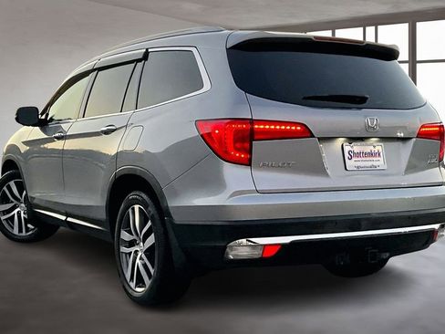 Used 2017 Honda Pilot Elite image 4
