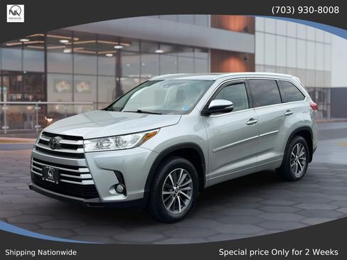 Used 2018 Toyota Highlander XLE AWD/4WD image 5