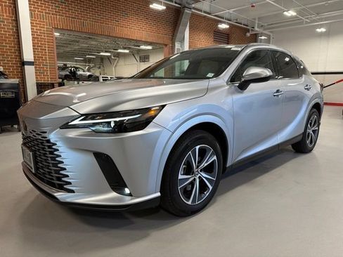 Used 2024 Lexus RX 350h w/ Accessory Package (Z1) AWD/4WD image 3