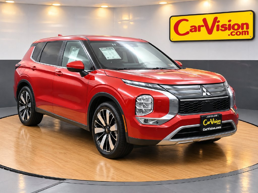Used 2025 Mitsubishi Outlander SE AWD/4WD image 1