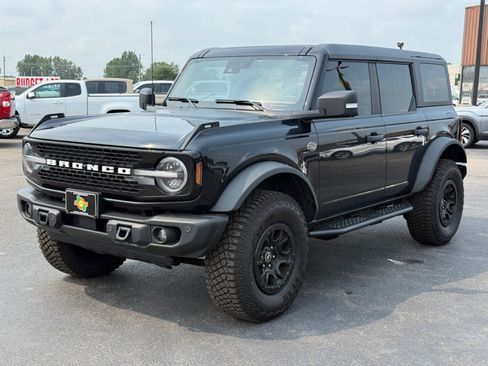Used 2023 Ford Bronco Wildtrak AWD/4WD image 4