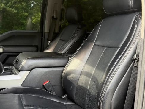 Used 2021 Ford F250 Lariat image 15