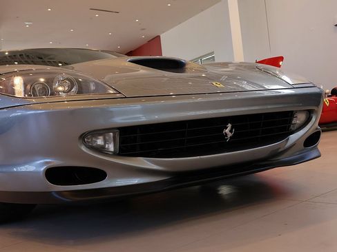 Used 1999 Ferrari 550 Maranello Coupe RWD image 17