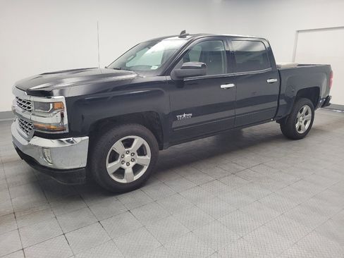 Used 2018 Chevrolet Silverado 1500 LT w/ Texas Edition RWD image 2