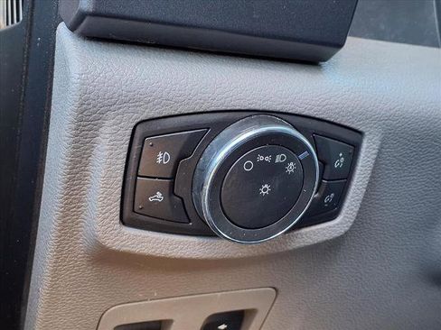 Used 2015 Ford F150 XLT w/ Equipment Group 302A Luxury image 14