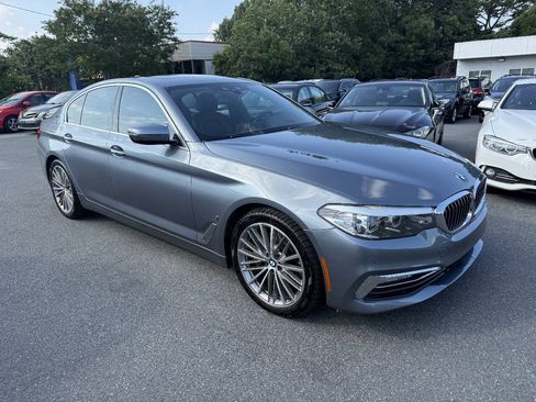 Used 2018 BMW 530e RWD image 3