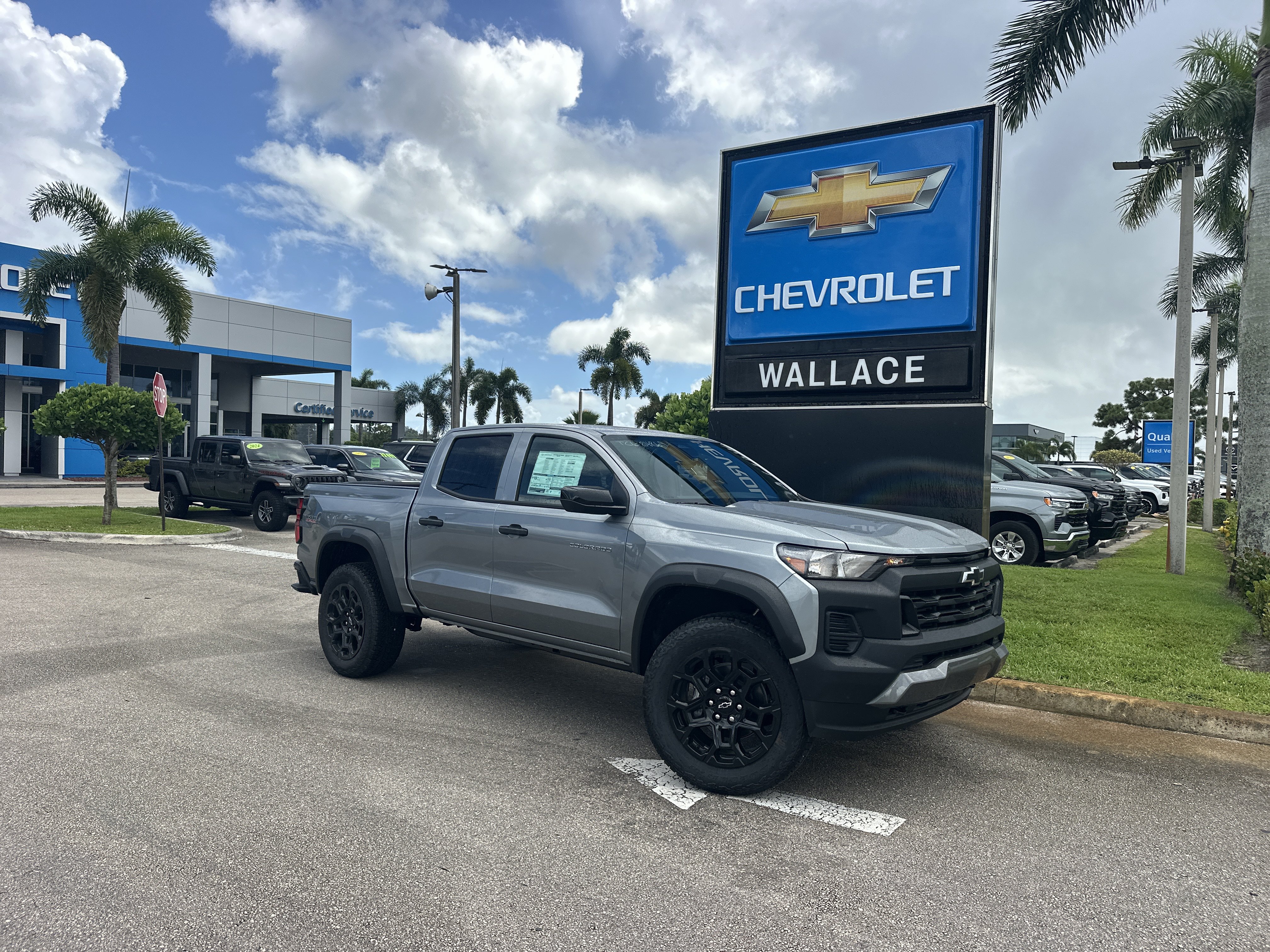 New 2026 Chevrolet Colorado Trail Boss AWD/4WD image 1