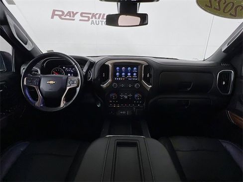 Used 2022 Chevrolet Silverado 1500 High Country image 25