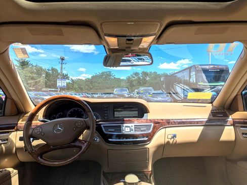 Used 2010 Mercedes-Benz S 550 4MATIC image 44