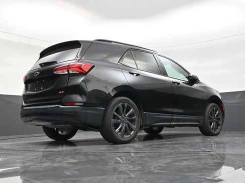 Used 2023 Chevrolet Equinox RS FWD image 24