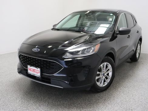 Used 2022 Ford Escape SE FWD image 2