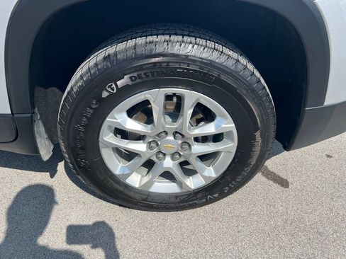 Used 2019 Chevrolet Traverse LT w/ LPO, Floor Liner Package image 14