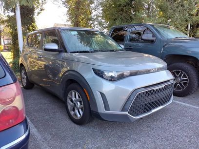 Used 2024 Kia Soul LX w/ Option Group 015