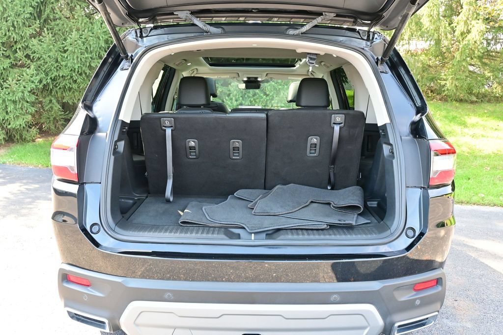 Used 2025 Honda Pilot Elite image 16