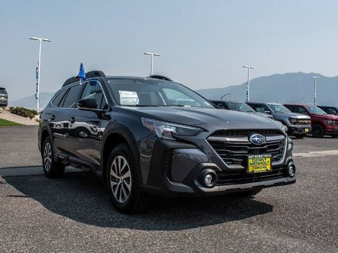 Used 2024 Subaru Outback Premium w/ Popular Package #1A AWD/4WD image 3