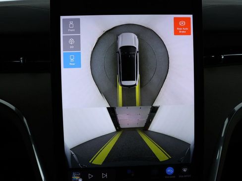 Used 2025 Volvo EX90 Plus image 17