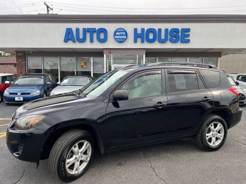 Used 2012 Toyota RAV4 FWD w/ Upgrade Value Pkg image 7