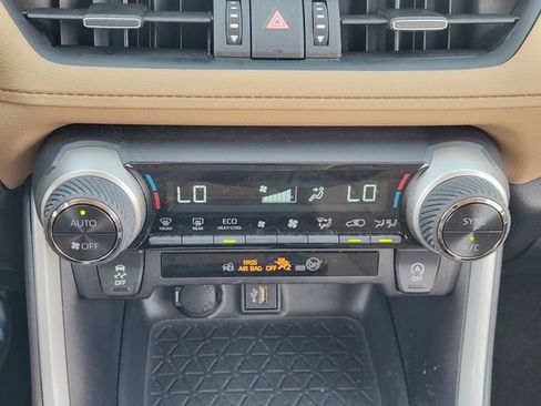 Used 2025 Toyota RAV4 XLE Premium FWD image 14