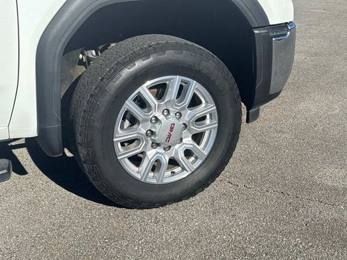 Certified 2024 GMC Sierra 3500 SLT w/ SLT Premium Package image 11