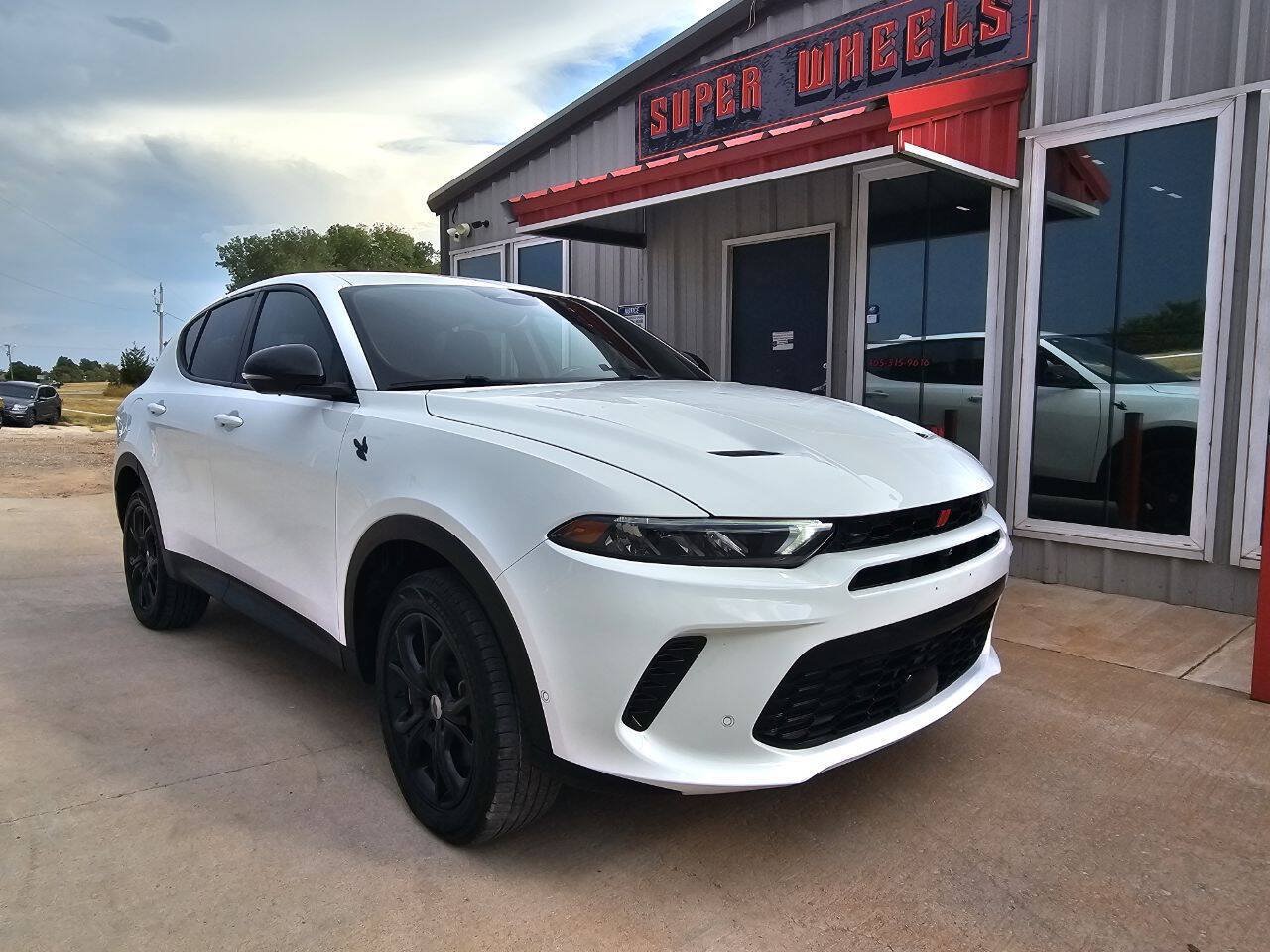 Used 2023 Dodge Hornet GT w/ Tech Pack w/o Parking AWD/4WD image 5