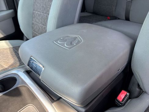 Used 2018 RAM 1500 Big Horn AWD/4WD image 31