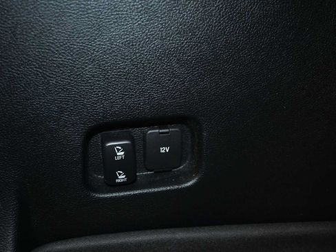 Used 2015 Ford Edge Sport w/ Equipment Group 401A AWD/4WD image 29