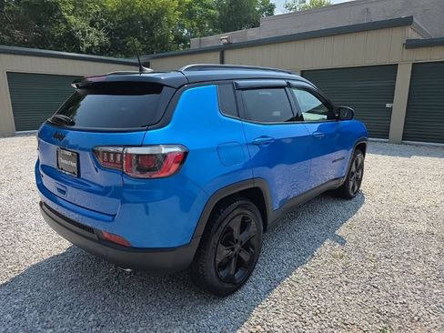 Used 2018 Jeep Compass Latitude w/ Popular Equipment Group AWD/4WD image 8